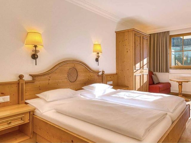 Hotel Kristall GmbH
